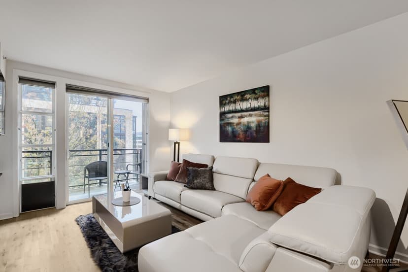 Property photo for 2607 Western Avenue #355, Seattle photo 7