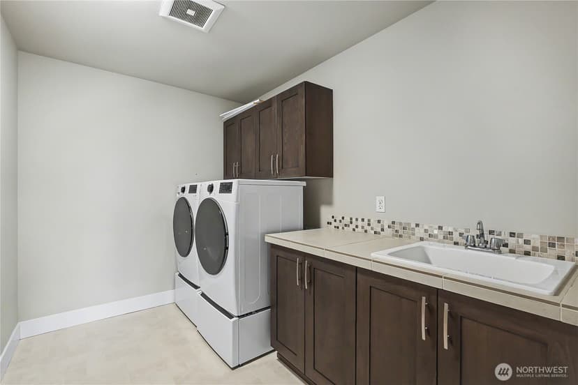Property photo for 12415 41st Street Court E, Edgewood photo 15