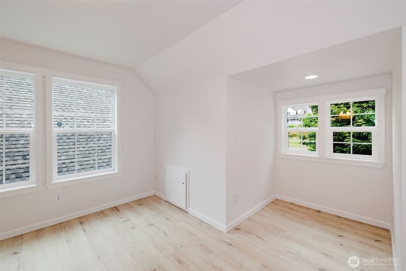 Property photo for 3193 Woods Road E, Port Orchard photo 24