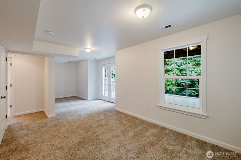 Property photo for 3193 Woods Road E, Port Orchard photo 18