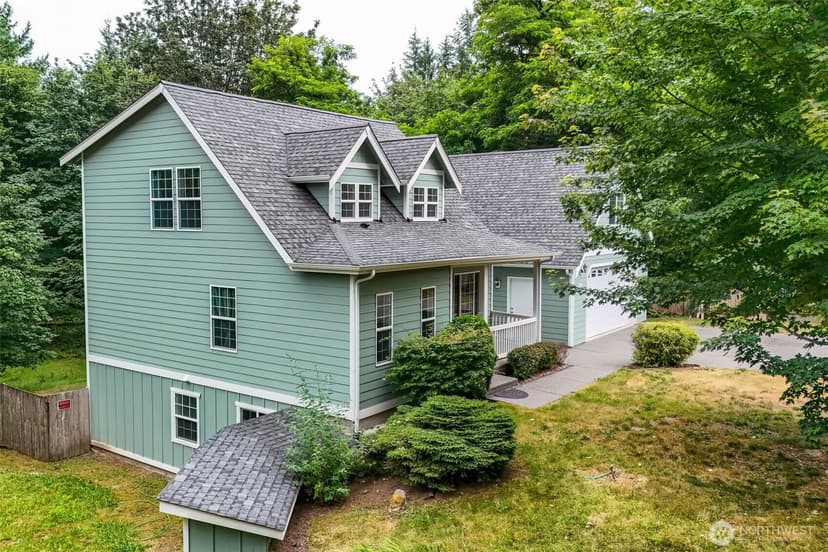 Property photo for 3193 Woods Road E, Port Orchard photo 2