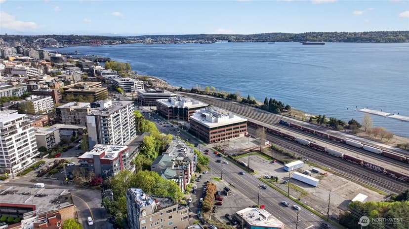 Property photo for 524 6th Avenue W #110, Seattle photo 34