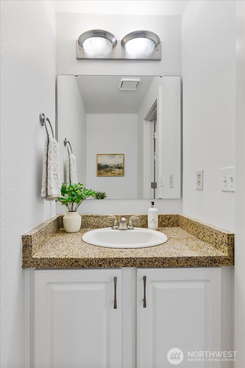 Property photo for 412 Center Road #F3, Everett photo 15