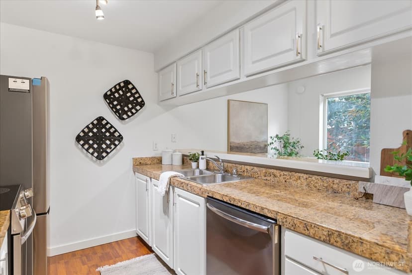Property photo for 412 Center Road #F3, Everett photo 10