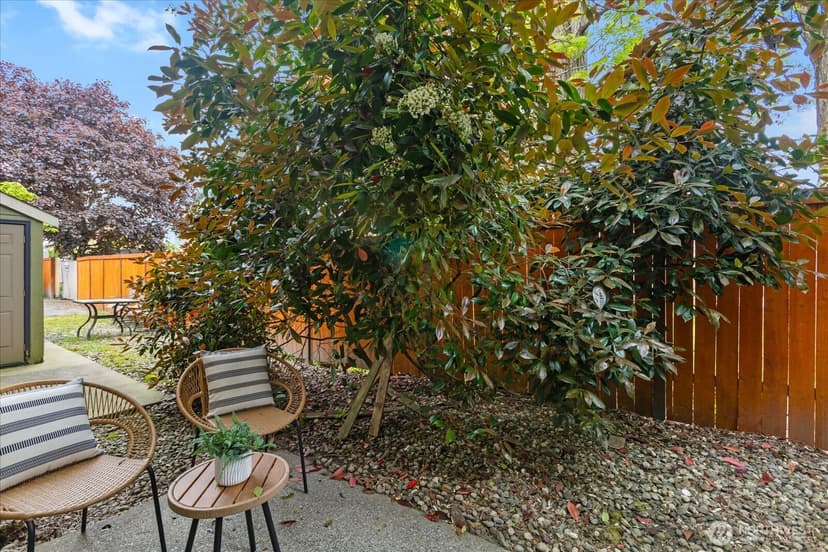 Property photo for 412 Center Road #F3, Everett photo 23