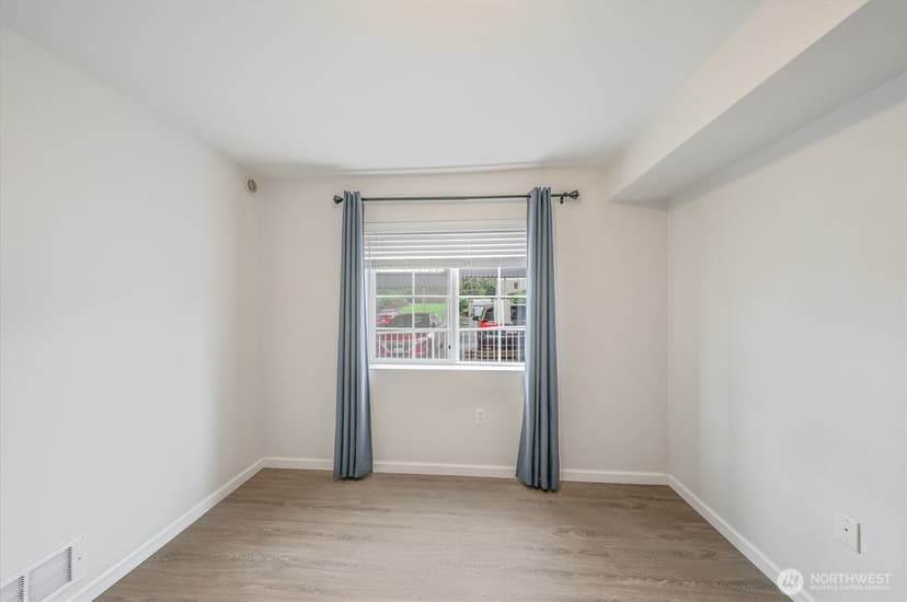 Property photo for 715 Harrington Place SE #2140, Renton photo 29
