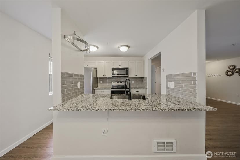Property photo for 715 Harrington Place SE #2140, Renton photo 10