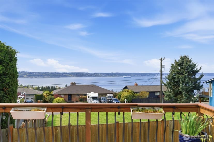 Property photo for 5610 Green Hills Avenue NE, Tacoma photo 24