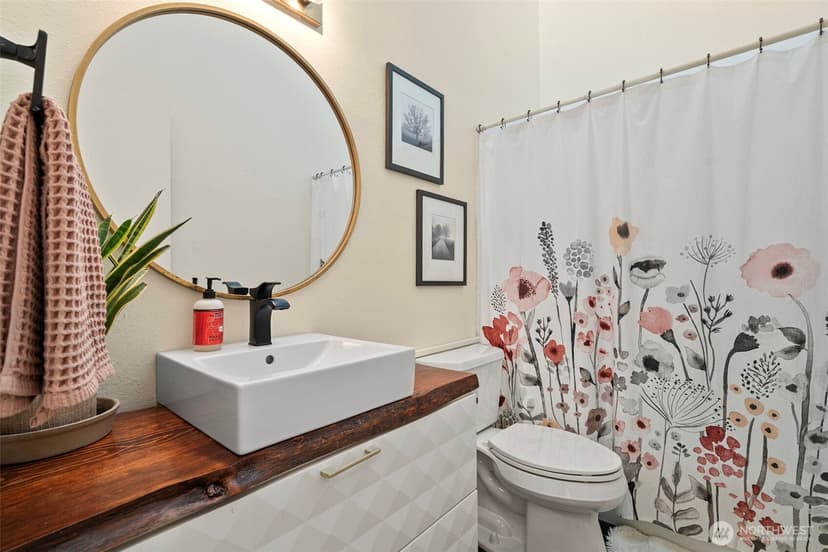 Property photo for 5610 Green Hills Avenue NE, Tacoma photo 13