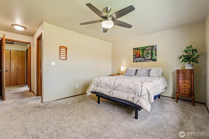 Property photo for 27310 126th Place SE, Kent photo 14