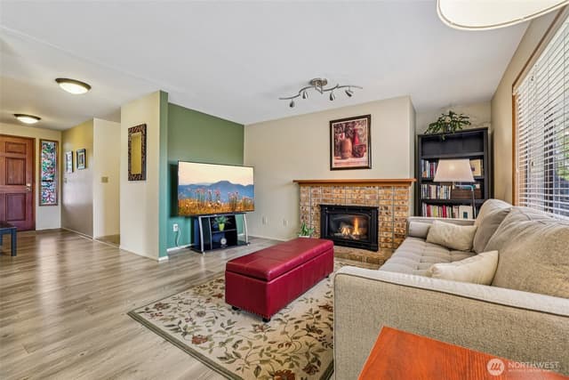 Property photo for 27310 126th Place SE, Kent photo 5
