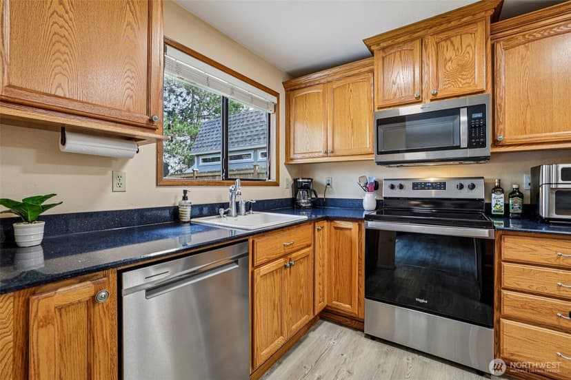 Property photo for 27310 126th Place SE, Kent photo 10