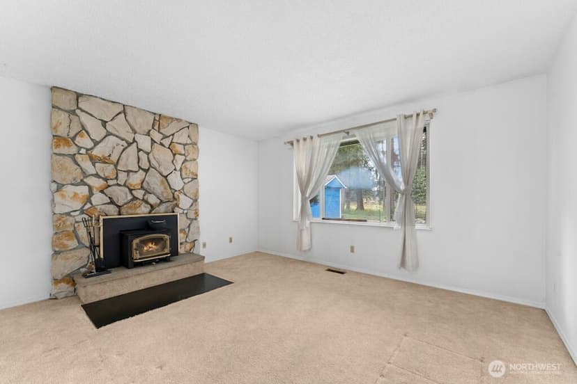 Property photo for 15714 64TH Avenue Ct E, Puyallup photo 5