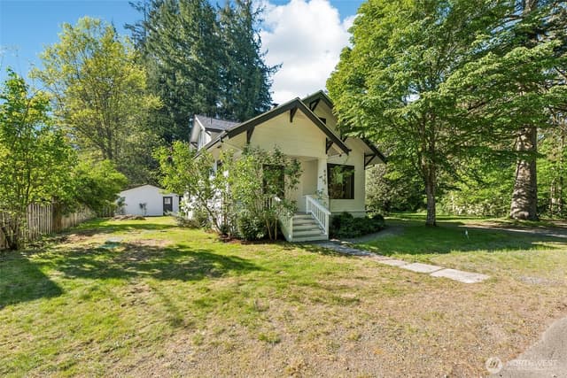 Property photo for 8413 309th Place SE, Issaquah photo 3