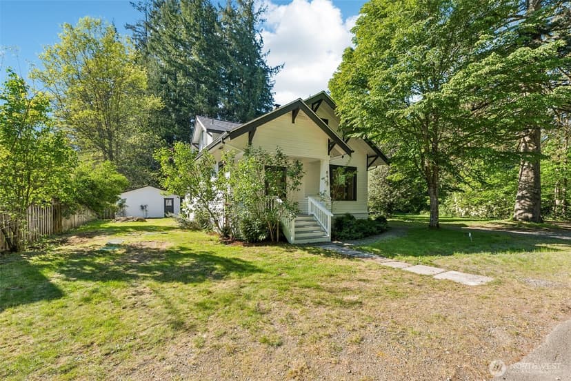 Property photo for 8413 309th Place SE, Issaquah photo 3