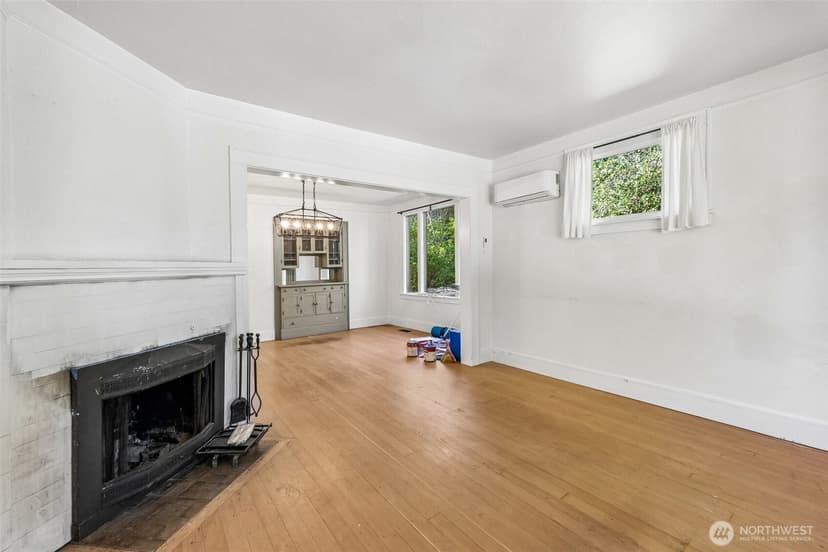 Property photo for 8413 309th Place SE, Issaquah photo 4