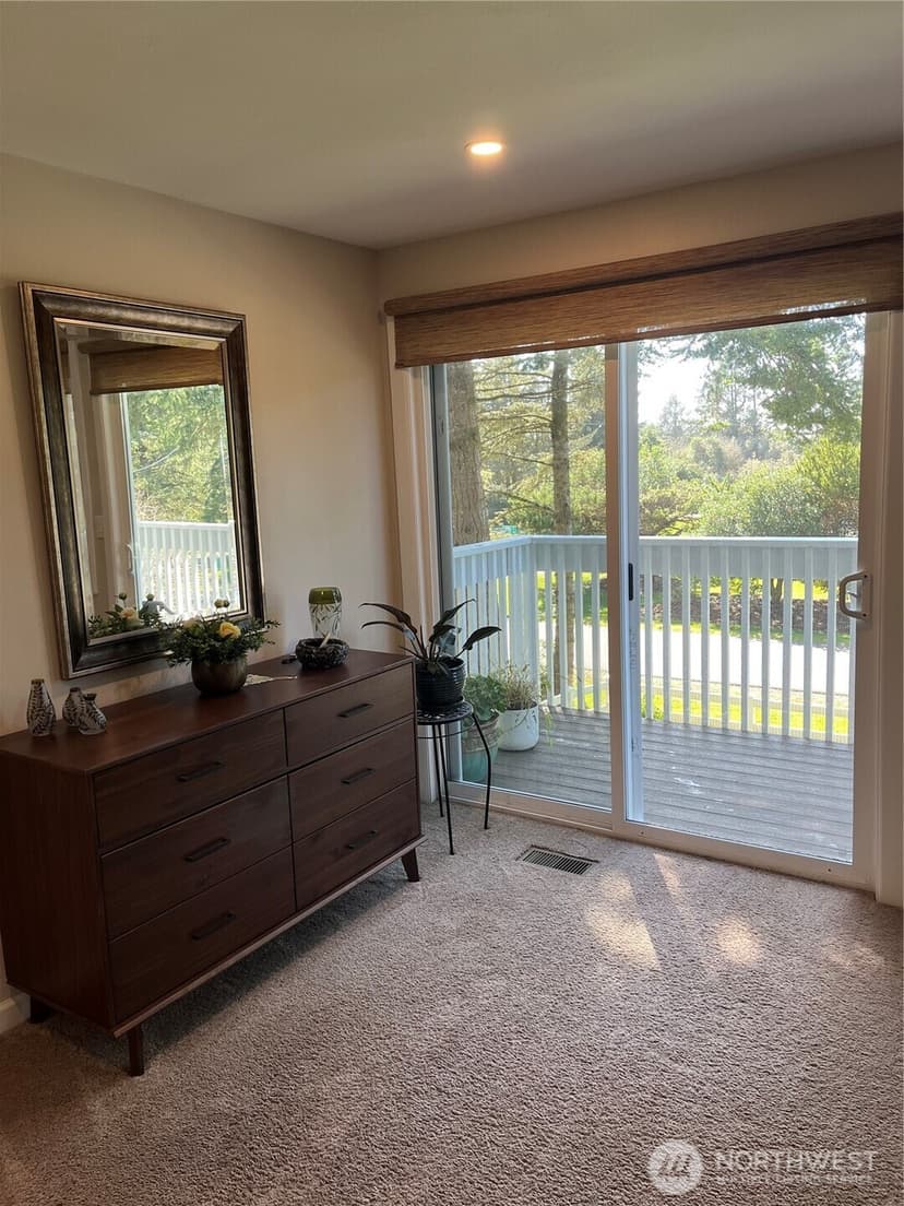 Property photo for 102 N Narwhal Loop NW, Ocean Shores photo 13