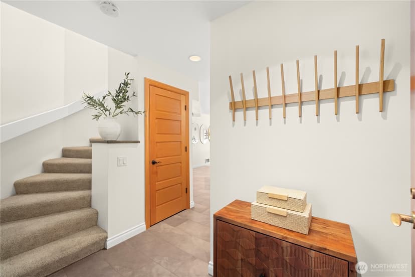 Property photo for 3100 Fairview Avenue E #302, Seattle photo 7
