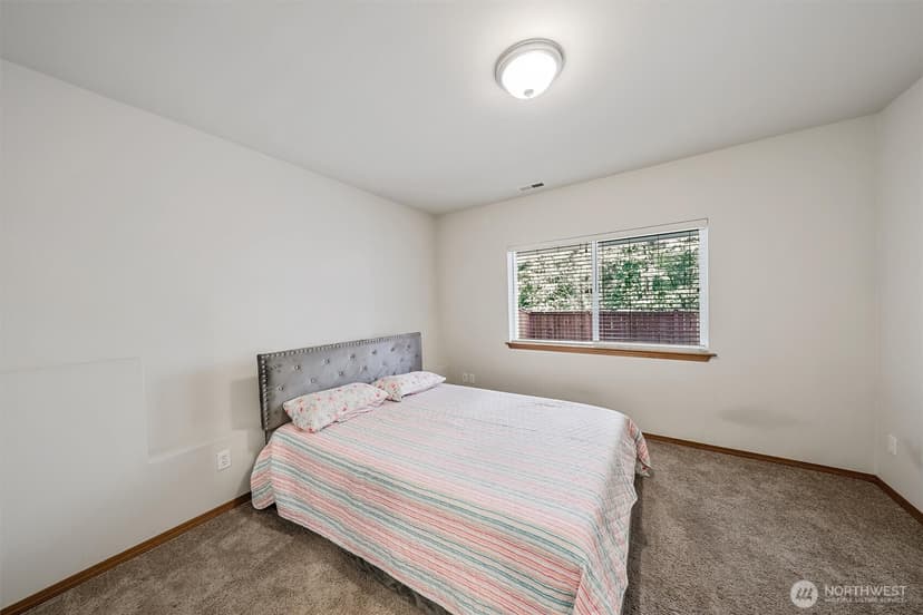 Property photo for 29524 63rd Court S, Auburn photo 17
