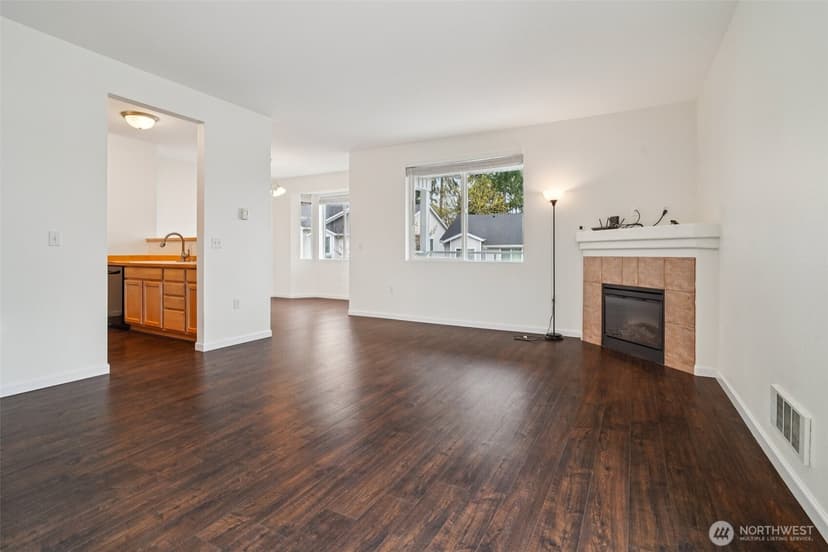 Property photo for 2906 SE 8TH Place #2111, Renton photo 8
