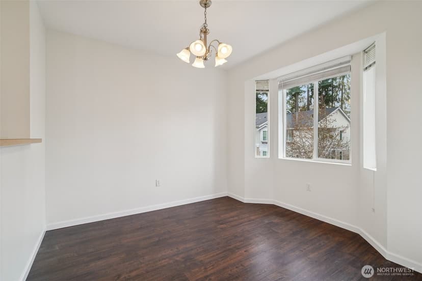 Property photo for 2906 SE 8TH Place #2111, Renton photo 5