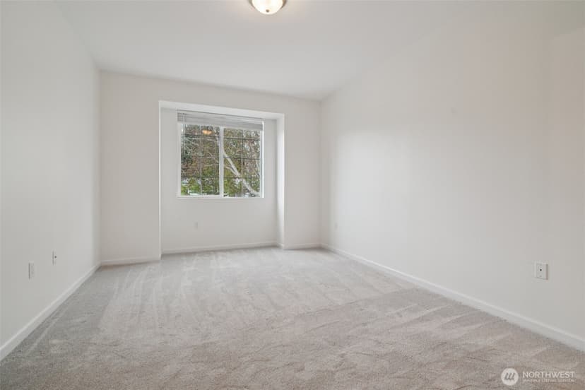 Property photo for 2906 SE 8TH Place #2111, Renton photo 16