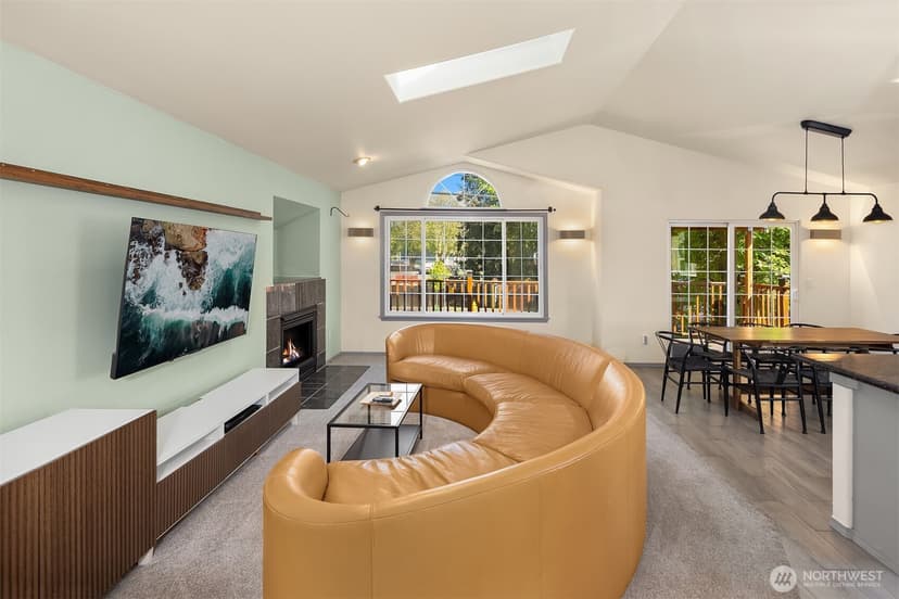 Property photo for 6627 Ellis Avenue S, Seattle photo 5