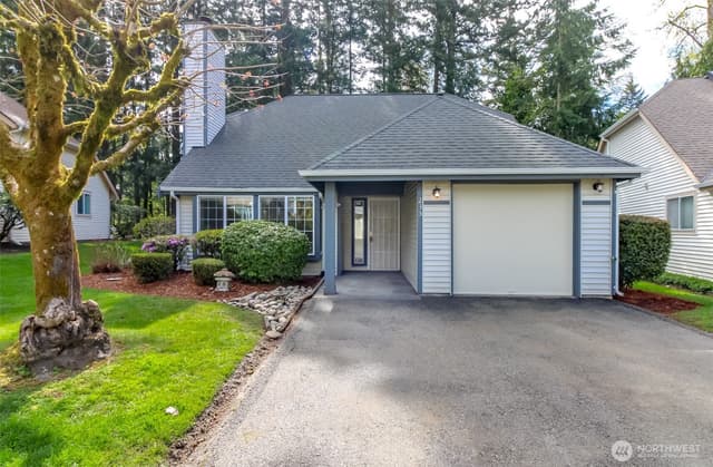 Property photo for 235 S 329th Lane, Federal Way photo 2