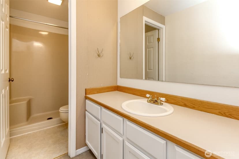 Property photo for 235 S 329th Lane, Federal Way photo 20