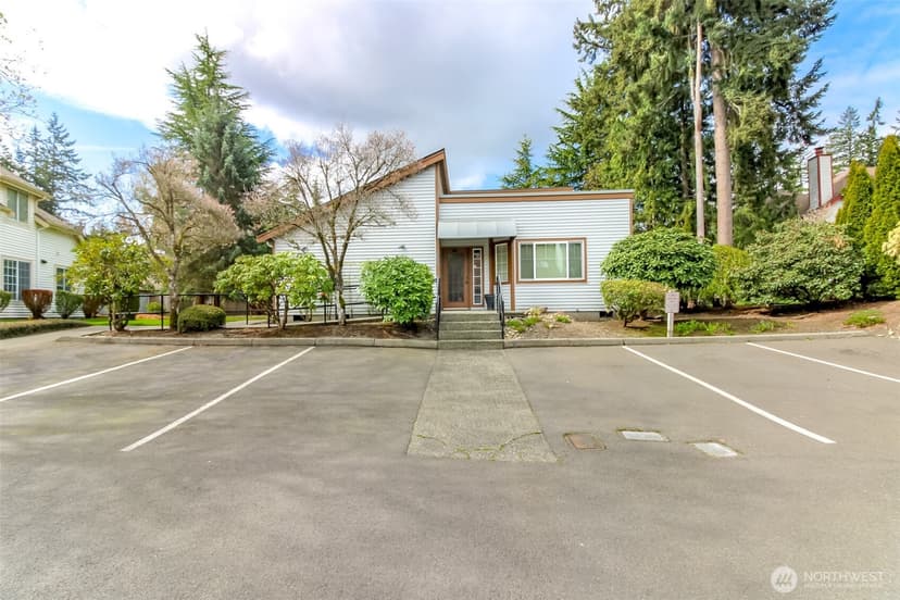 Property photo for 235 S 329th Lane, Federal Way photo 24
