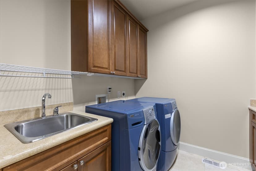 Property photo for 8255 154th Avenue SE, Newcastle photo 20