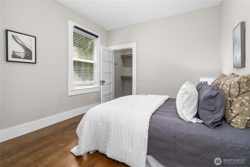 Property photo for 8084 Falls Avenue SE, Snoqualmie photo 15
