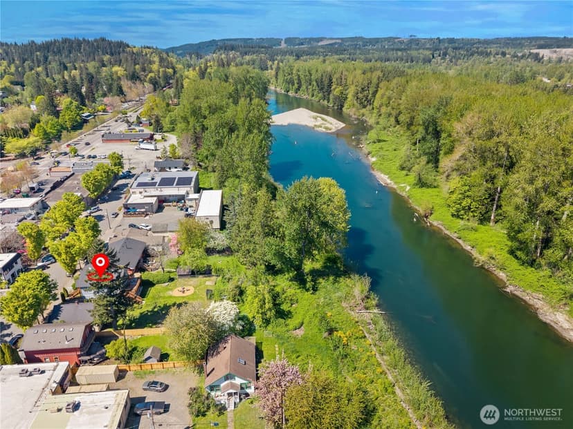 Property photo for 8084 Falls Avenue SE, Snoqualmie photo 39