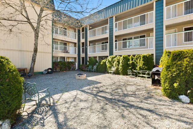Property photo for 101 SW 119th Street #102, Burien photo 3