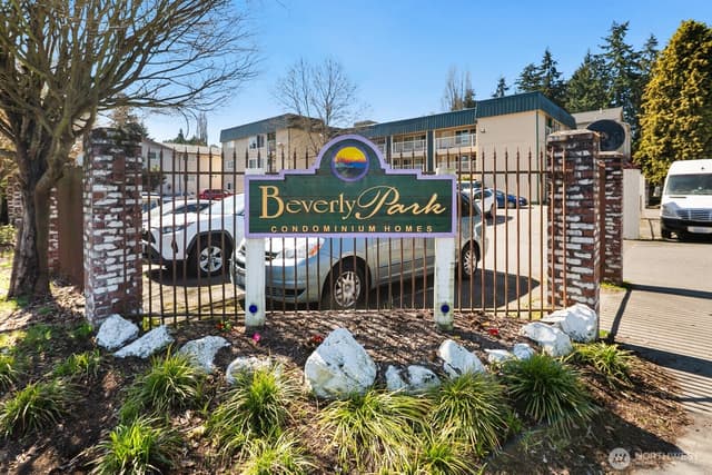 Property photo for 101 SW 119th Street #102, Burien