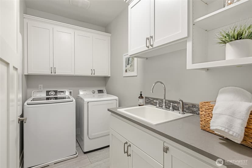 Property photo for 7817 NE Ledgestone Loop, Bainbridge Island photo 33