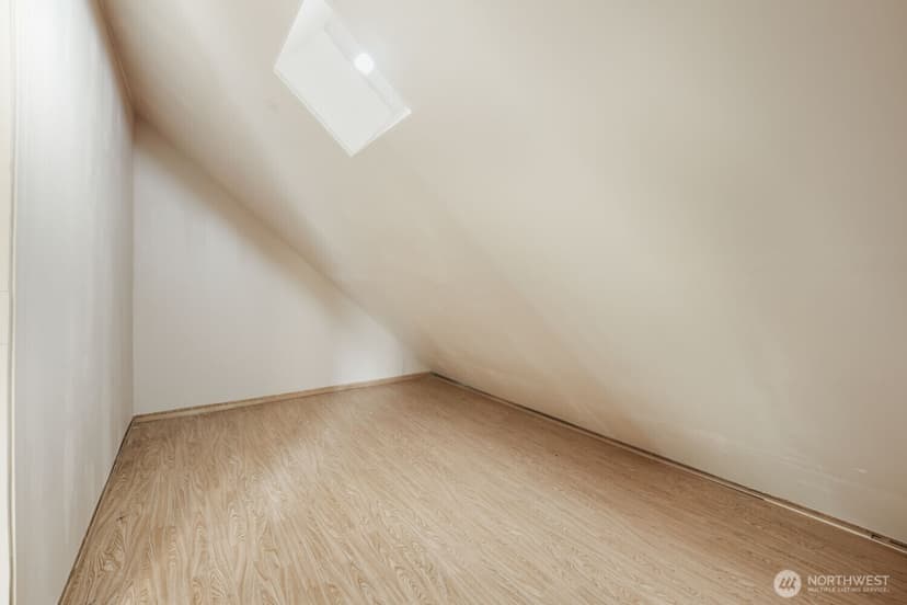 Property photo for 7710 Chicago Court S, Seattle photo 24