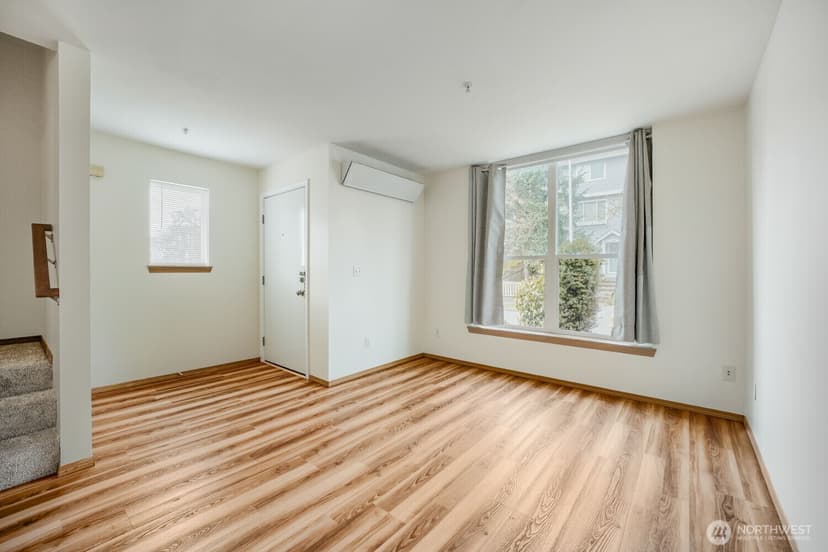 Property photo for 7710 Chicago Court S, Seattle photo 13