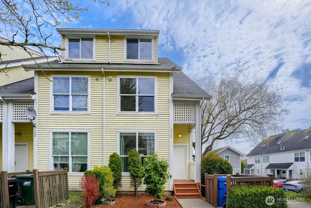 Property photo for 7710 Chicago Court S, Seattle photo 2