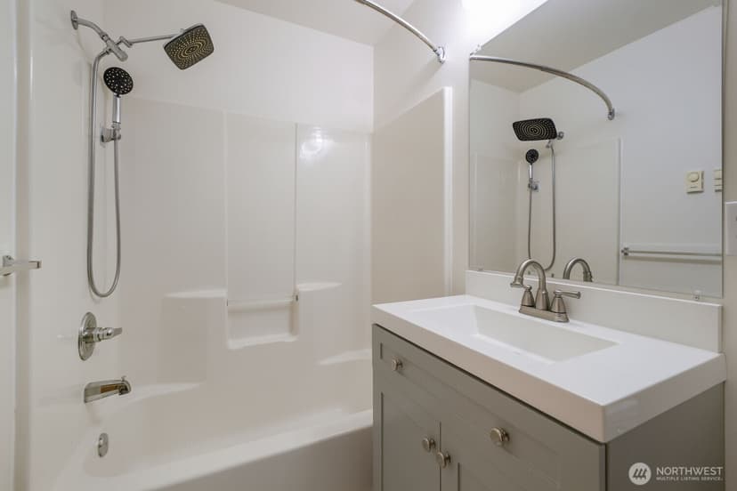 Property photo for 7710 Chicago Court S, Seattle photo 26