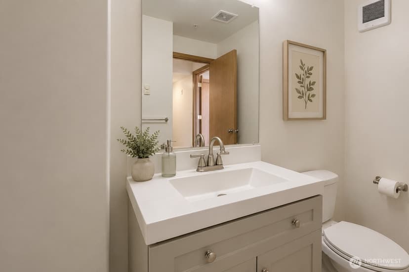 Property photo for 7710 Chicago Court S, Seattle photo 12