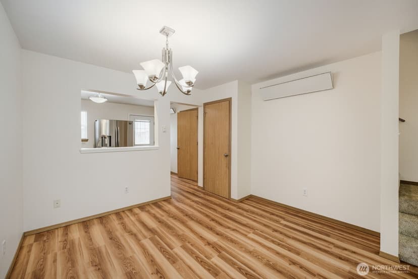 Property photo for 7710 Chicago Court S, Seattle photo 15