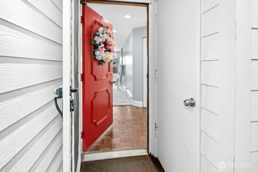 Property photo for 23407 Lakeview Drive #G101, Mountlake Terrace photo 3