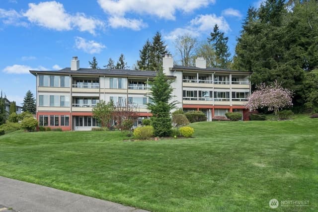 Property photo for 23407 Lakeview Drive #G101, Mountlake Terrace