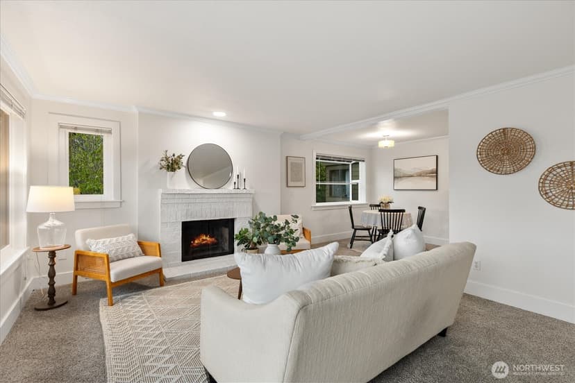 Property photo for 12341 35th Avenue NE #405, Seattle photo 5