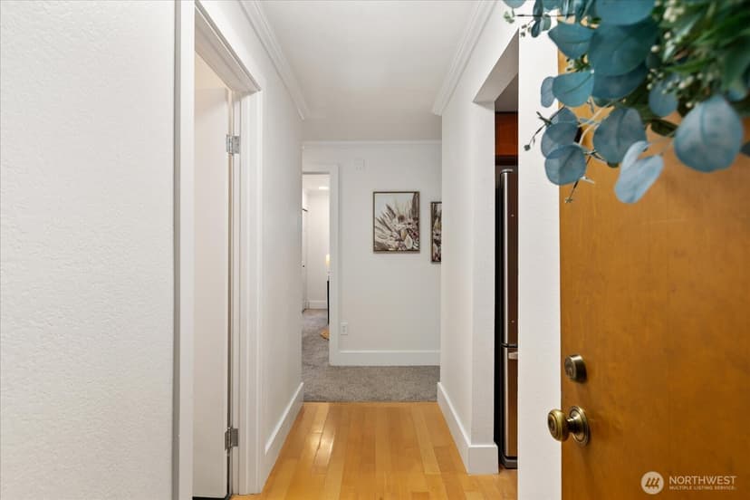 Property photo for 12341 35th Avenue NE #405, Seattle photo 4