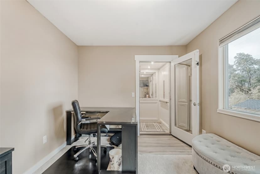 Property photo for 11031 Cornell Avenue S, Seattle photo 18
