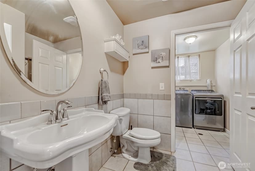 Property photo for 11031 Cornell Avenue S, Seattle photo 24