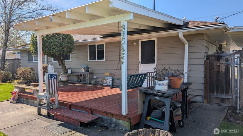 Property photo for 803 13th Street SW, Puyallup photo 23