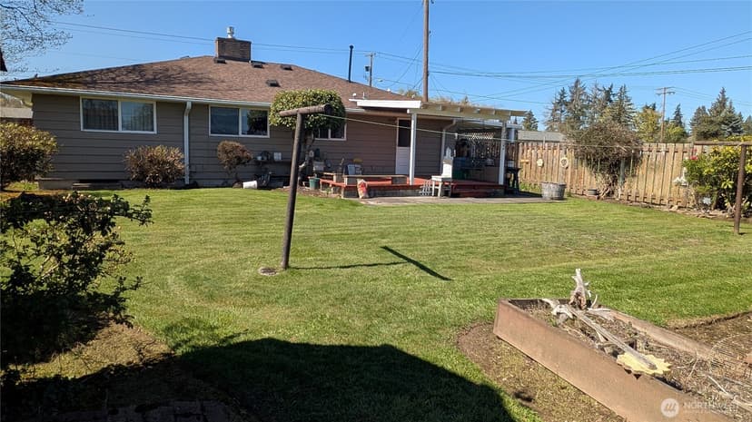 Property photo for 803 13th Street SW, Puyallup photo 3